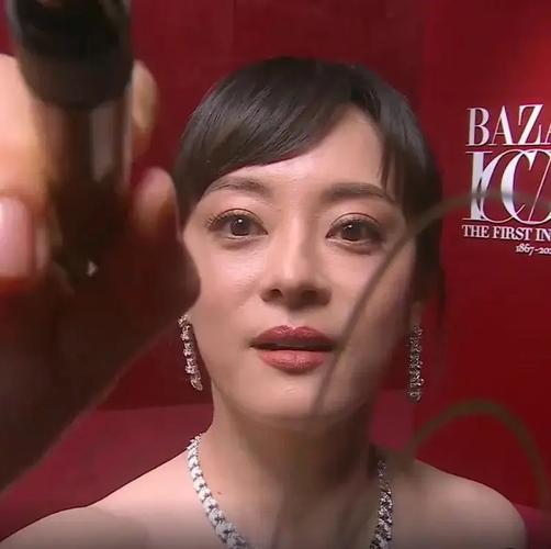 白小姐精选三肖四码澳门和孙俪唇下痣没了与孙俪嘴唇的痣