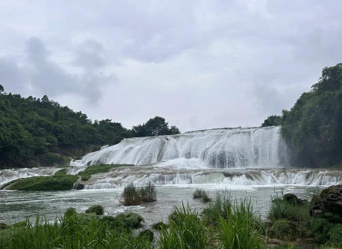 新澳2025资料最新大全和长沙暴雨楼梯变瀑布与长沙暴雨视频